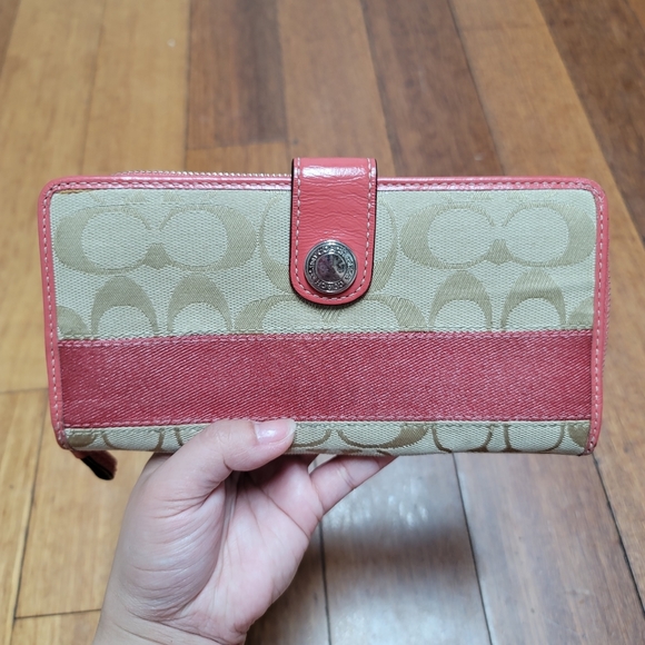 Coach Signature Monogram Wallet - Picture 1 of 13